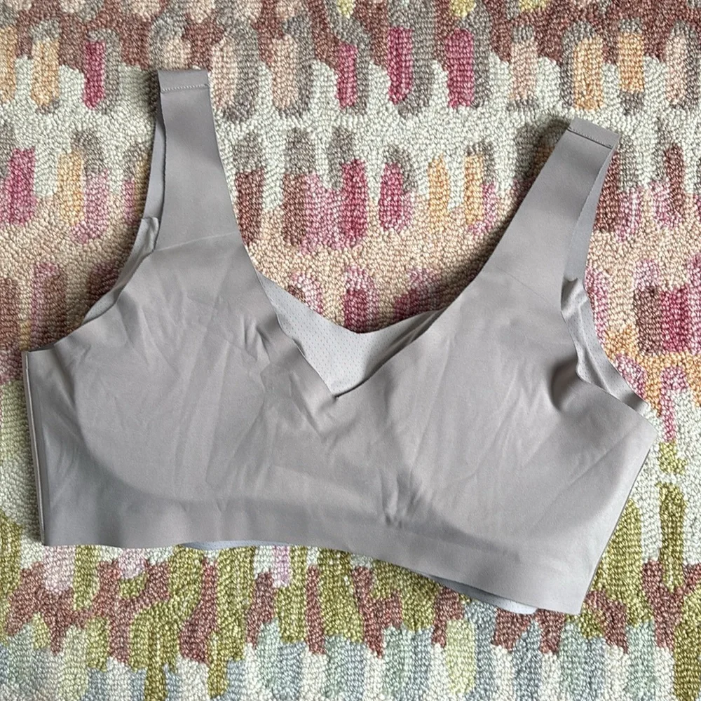 🍦HOST PICK🍦Honeylove Soft Form Bra VGUC Sand/ Nude color
